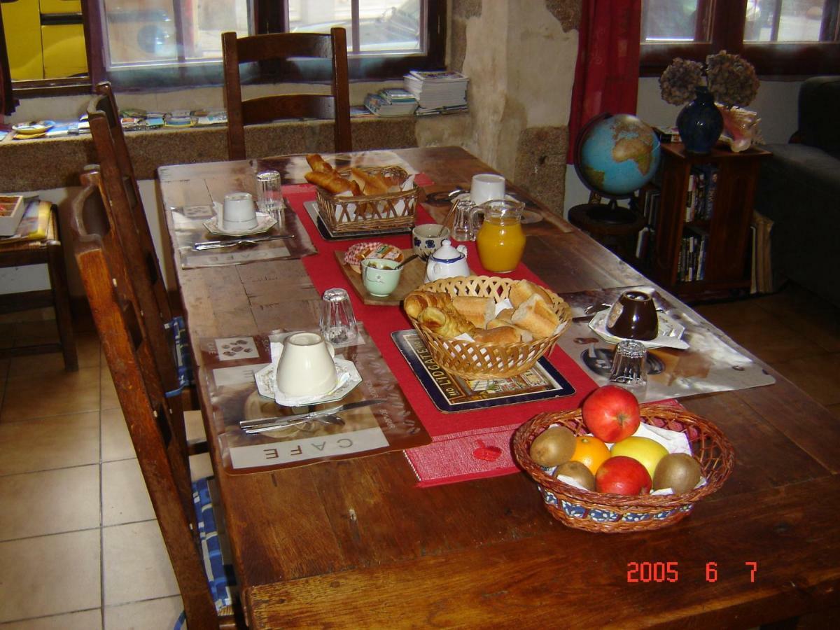 Le Logis Du Roc Bed and Breakfast Granville Buitenkant foto